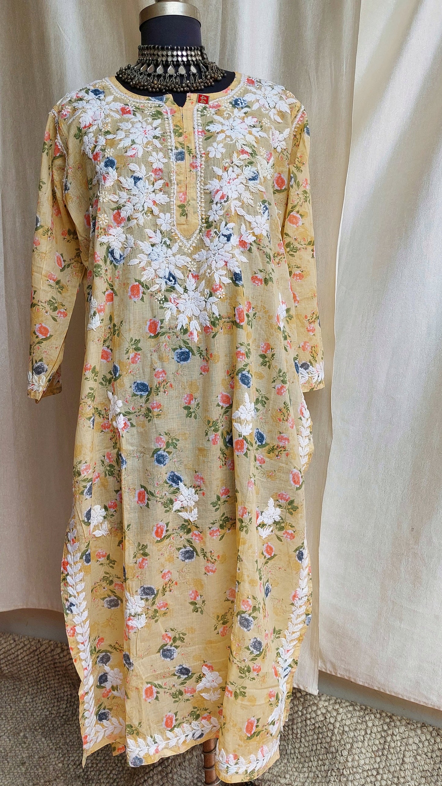 Chikankari long kurti