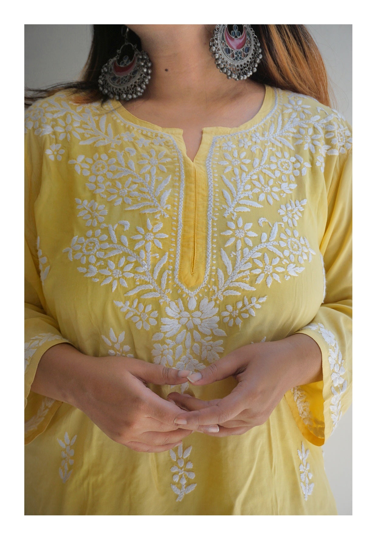 Chikankari short kurti(mulmul)