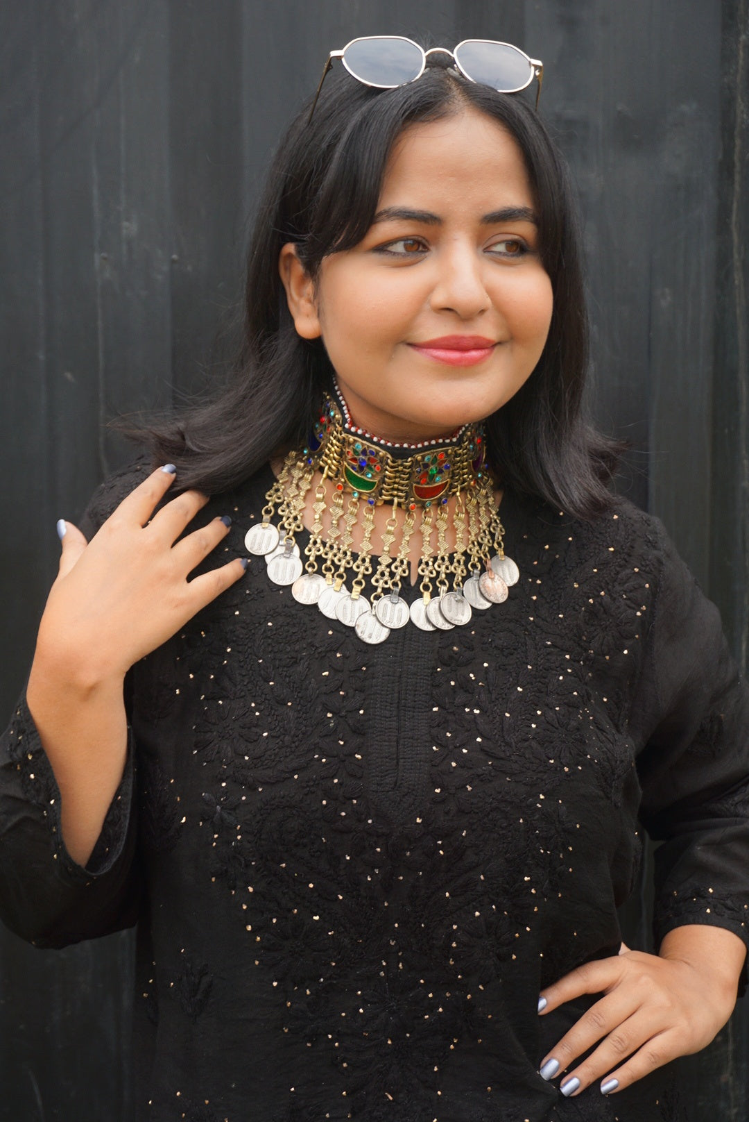 Afghani choker