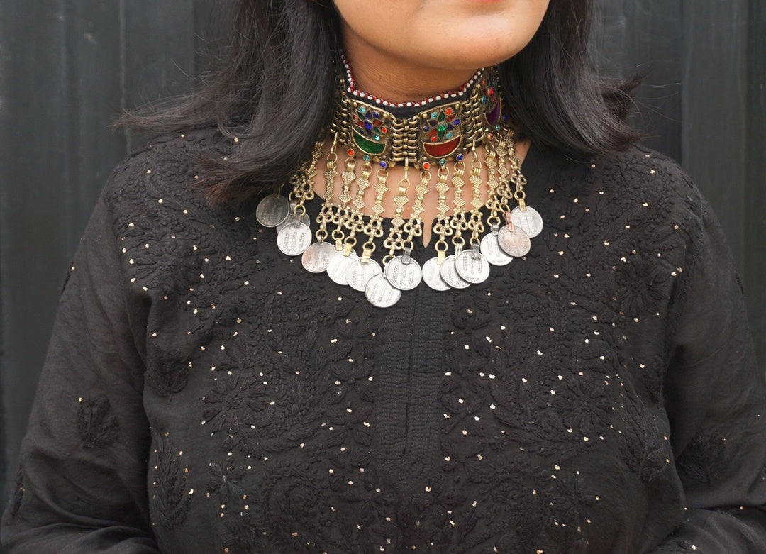 Afghani choker