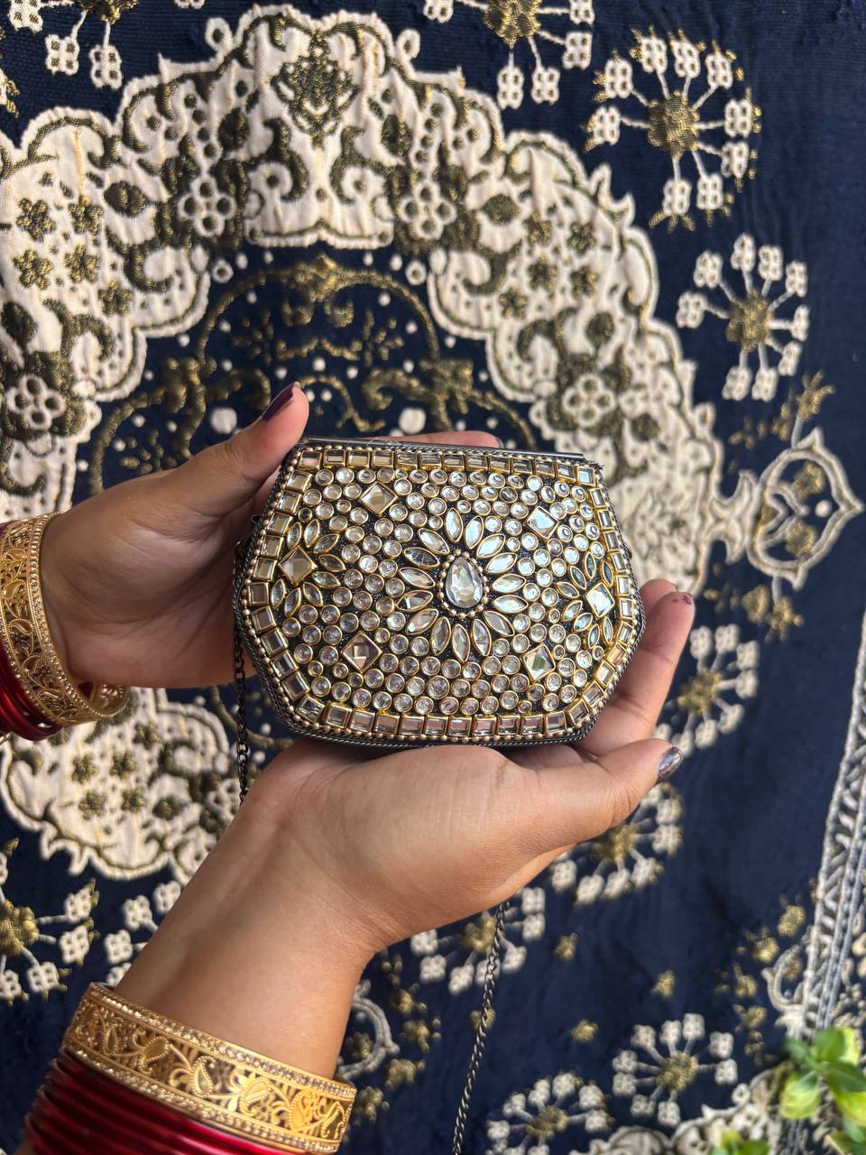 Mini clutch