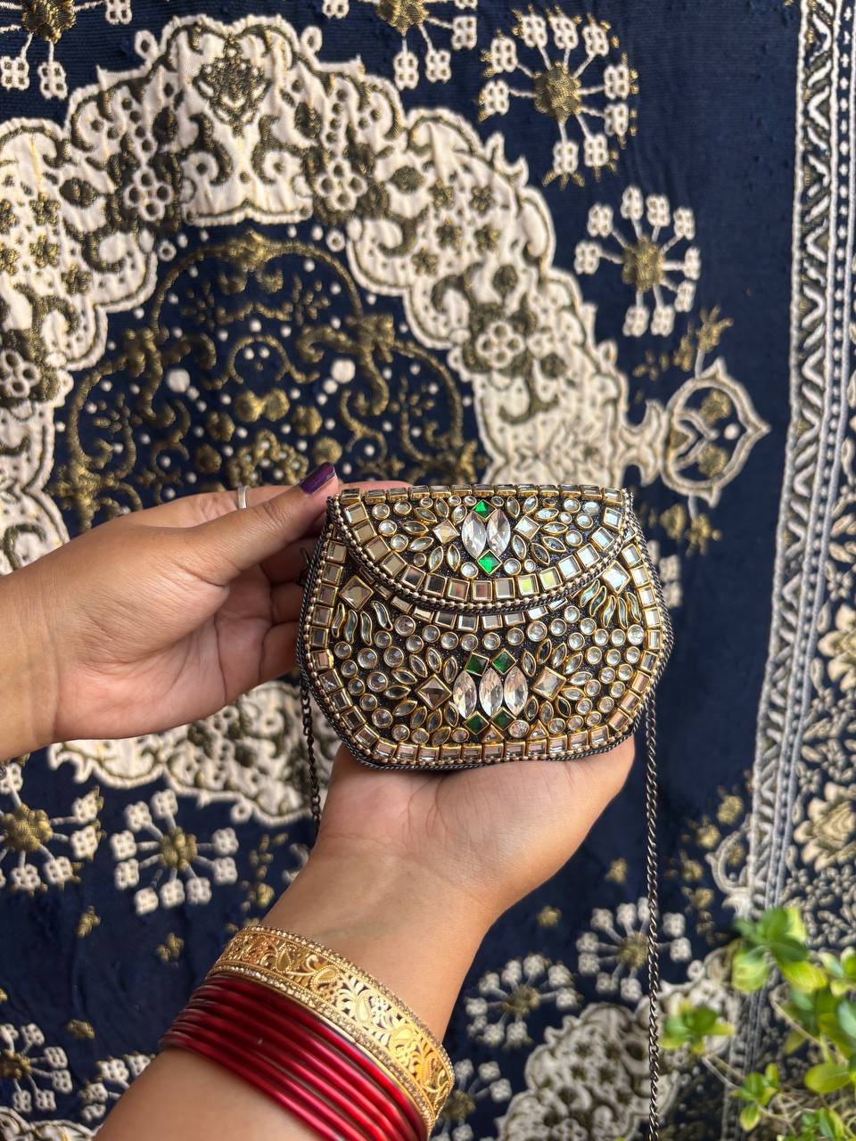 Mini clutch