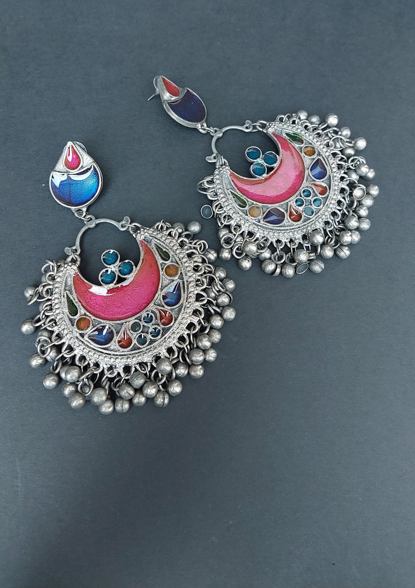 Oxidized earringa