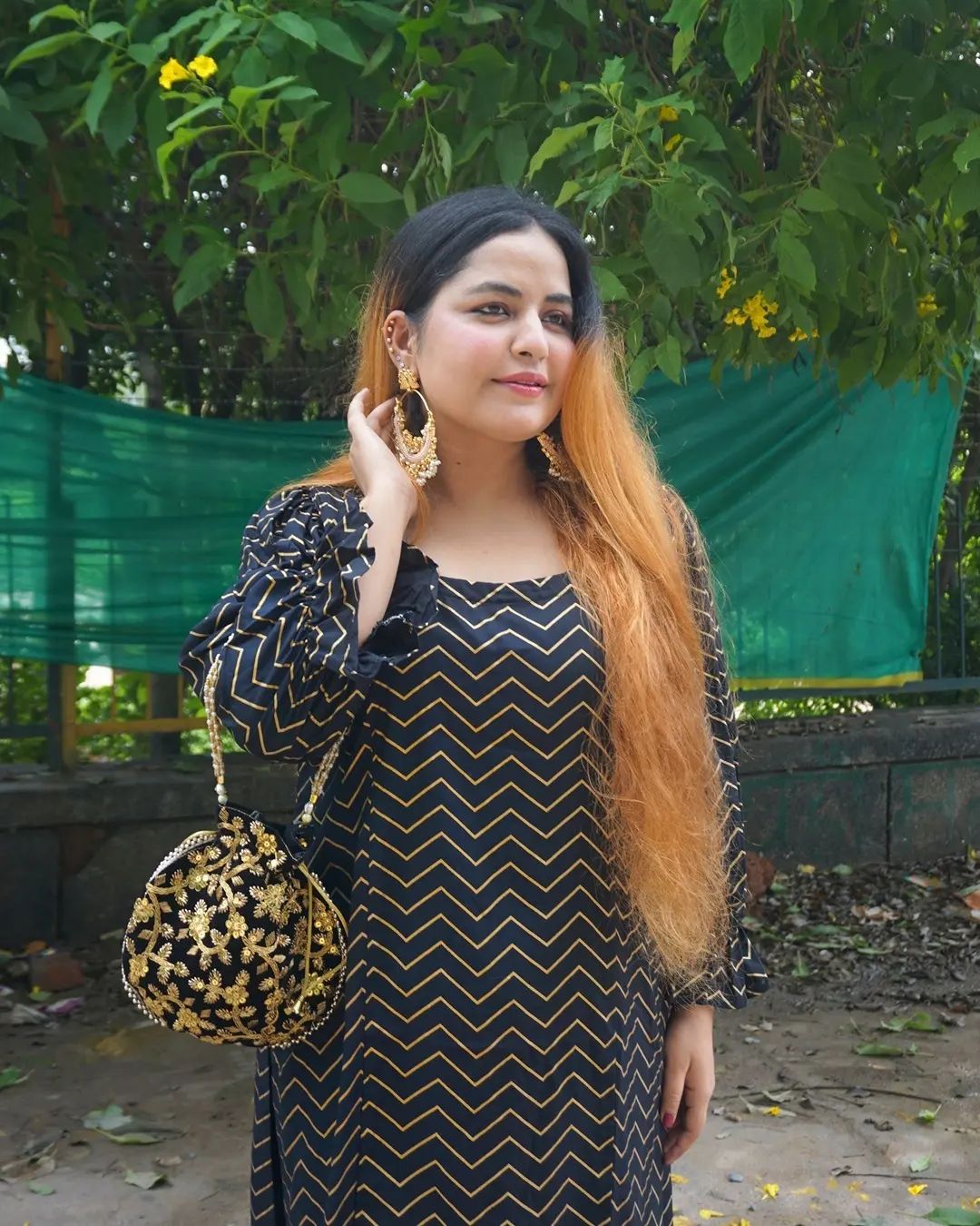 Meena kurti ( black)