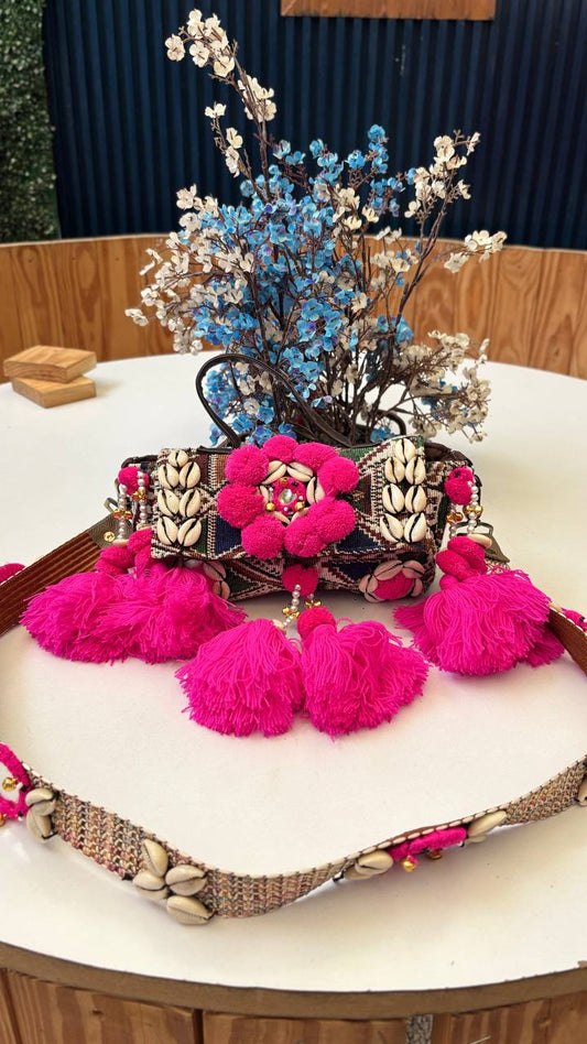 Banjara pouch sling bag