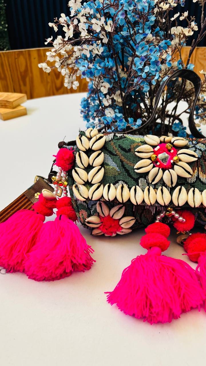 Banjara pouch sling bag